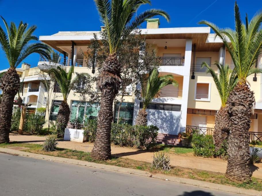 Apartment Bay Golf *
